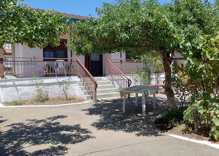 Holiday home Christos House, New *