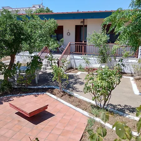 別荘 Christos House, New Vrasná