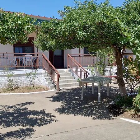 別荘 Christos House, New *