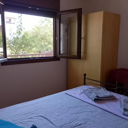 別荘 Christos House, New Vrasná