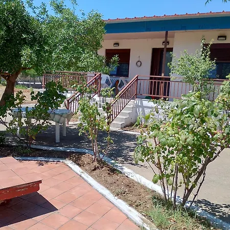 別荘 Christos House, New